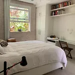 Linda Casa Em Condominio